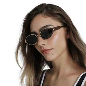 Steve Madden Mystie Black and Gold Sunglasses